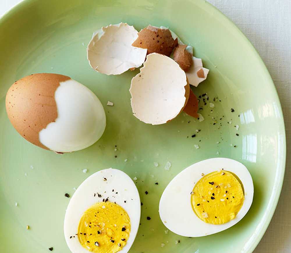 Можно кормящим вареные яйца